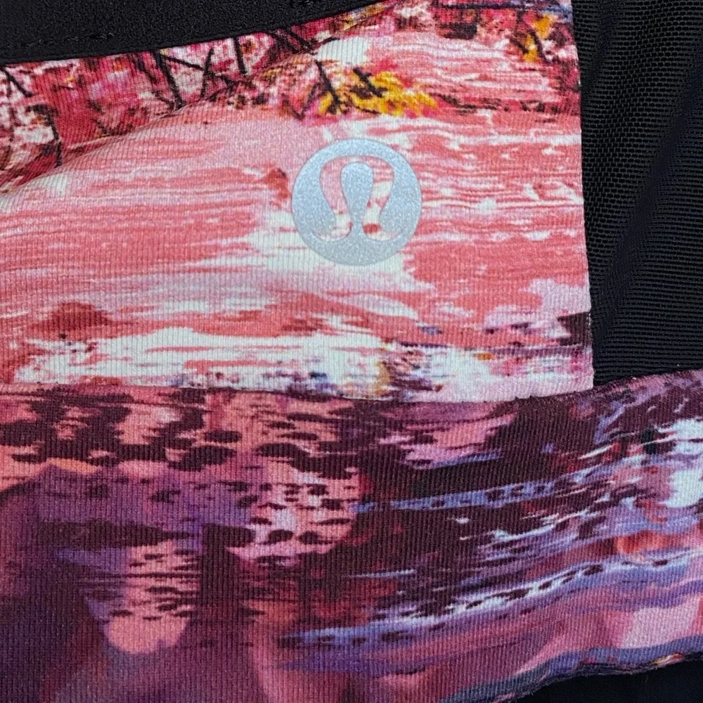 Lululemon floral sports bra ptp 15”